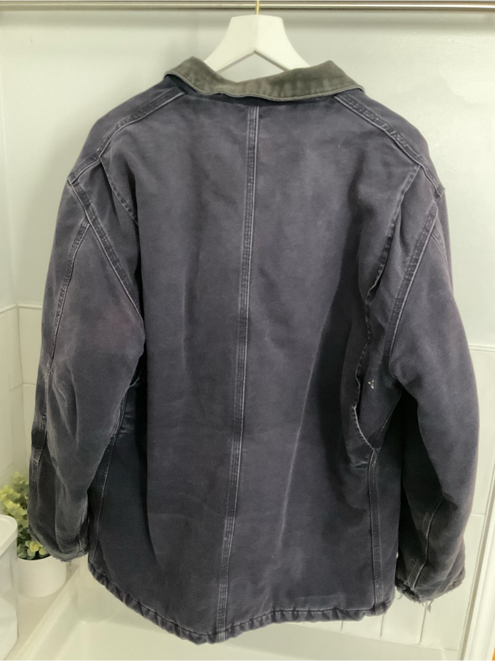 Vintage Carhartt Distressed Chore Jacket Navy Blue Mens Size L C26 MDT - Picture 2 of 16